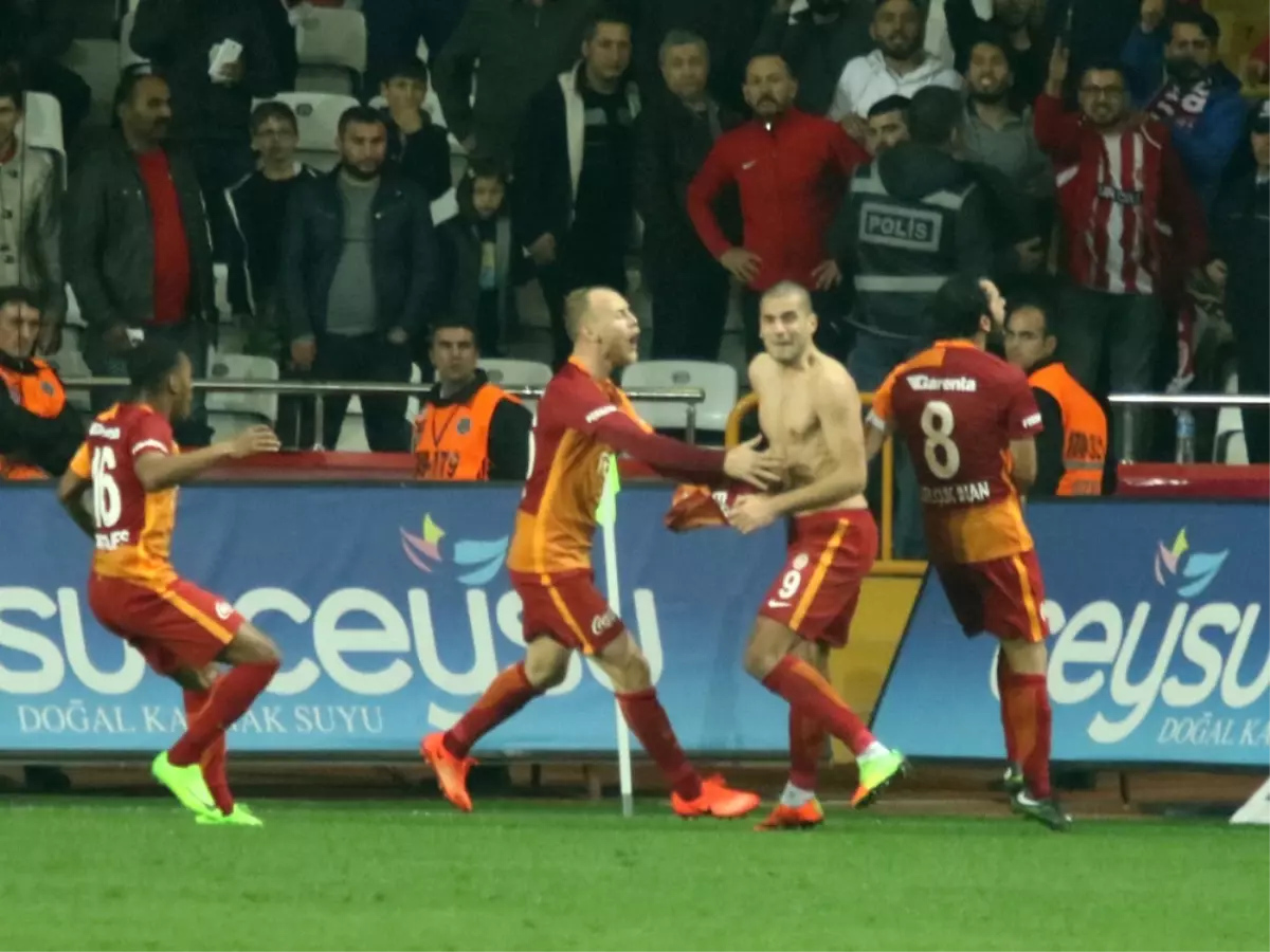 Galatasaray 90+6\'da Kazandı