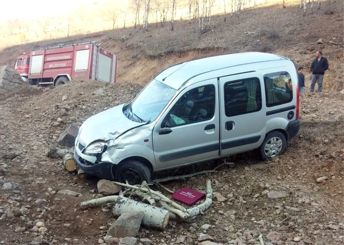 Giresun\'da Trafik Kazası: 1 Ölü, 1 Yaralı