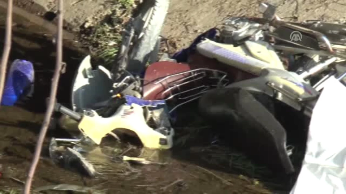 Kanala Devrilen Motosikletin Sürücüsü Öldü