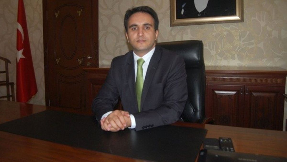 Kaymakam Dundar Öğrencilere Kitap Dağıttı