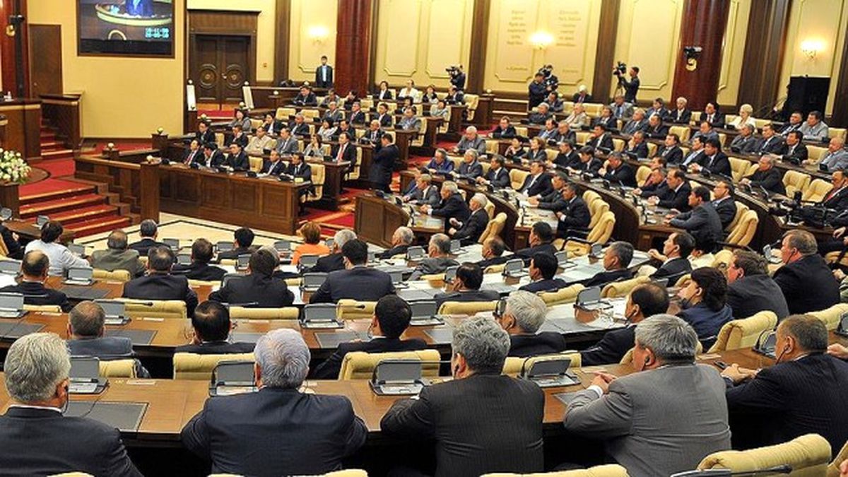 Kazakistan, Anayasa Reformuna \'Evet\' Dedi