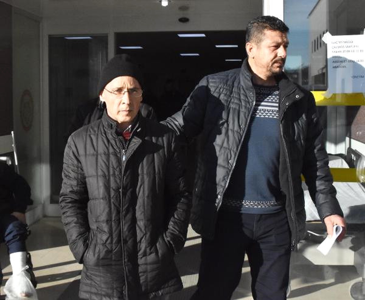Konya Merkezli 10 İlde Fetö Operasyonu: 20 Gözaltı