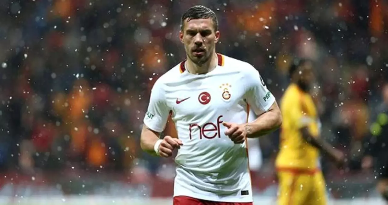 Podolski\'nin Çin\'e Transferini, Çin Kulübünün Yeni Hocası Engellemiş