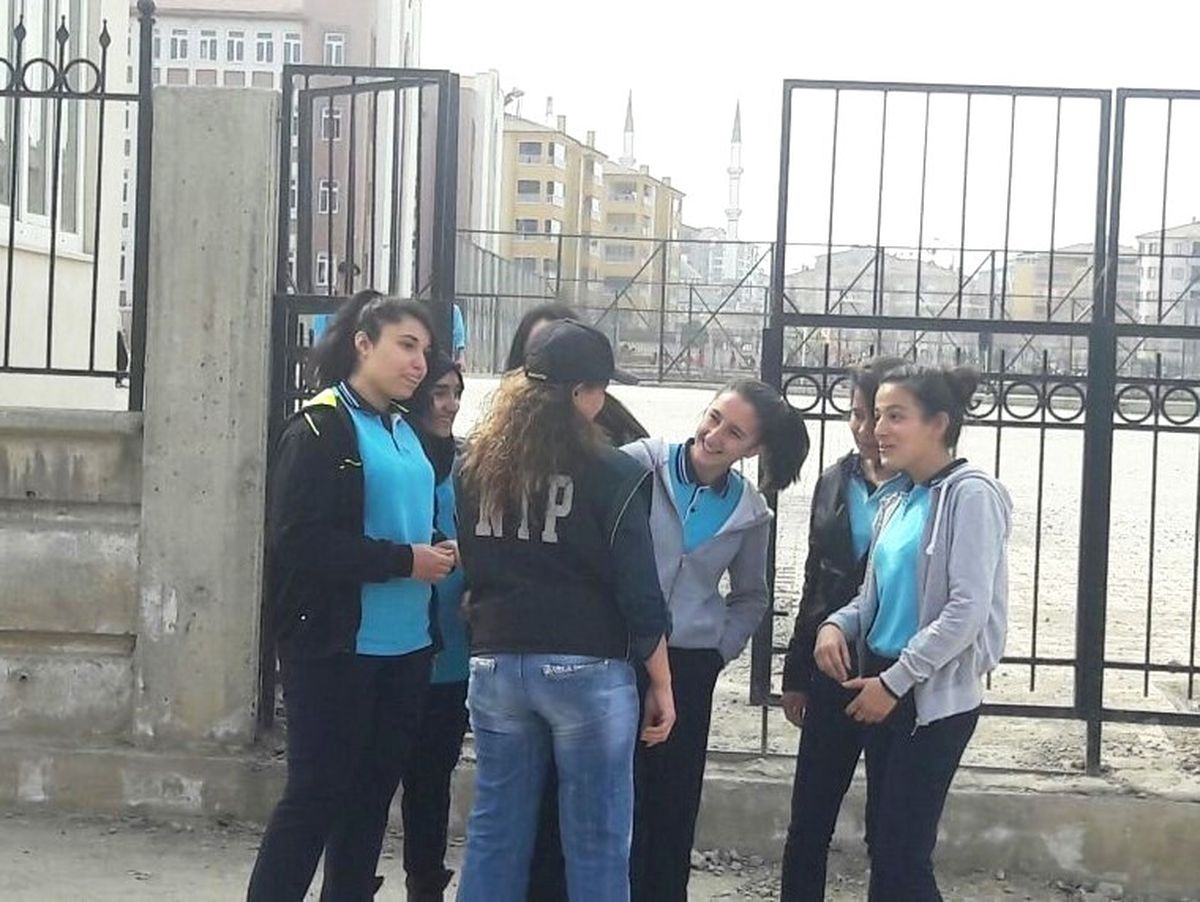 Polis, Okul Önü ve Çevrelerinde Denetimlerini Sürdürüyor