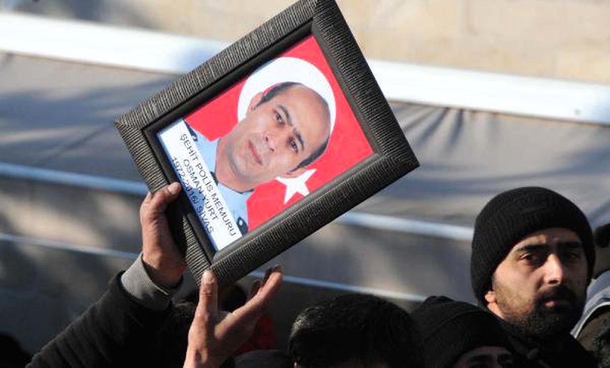Polis Okulundan Anlamlı Hareket: Kahramanların İsimleri Yaşatılıyor