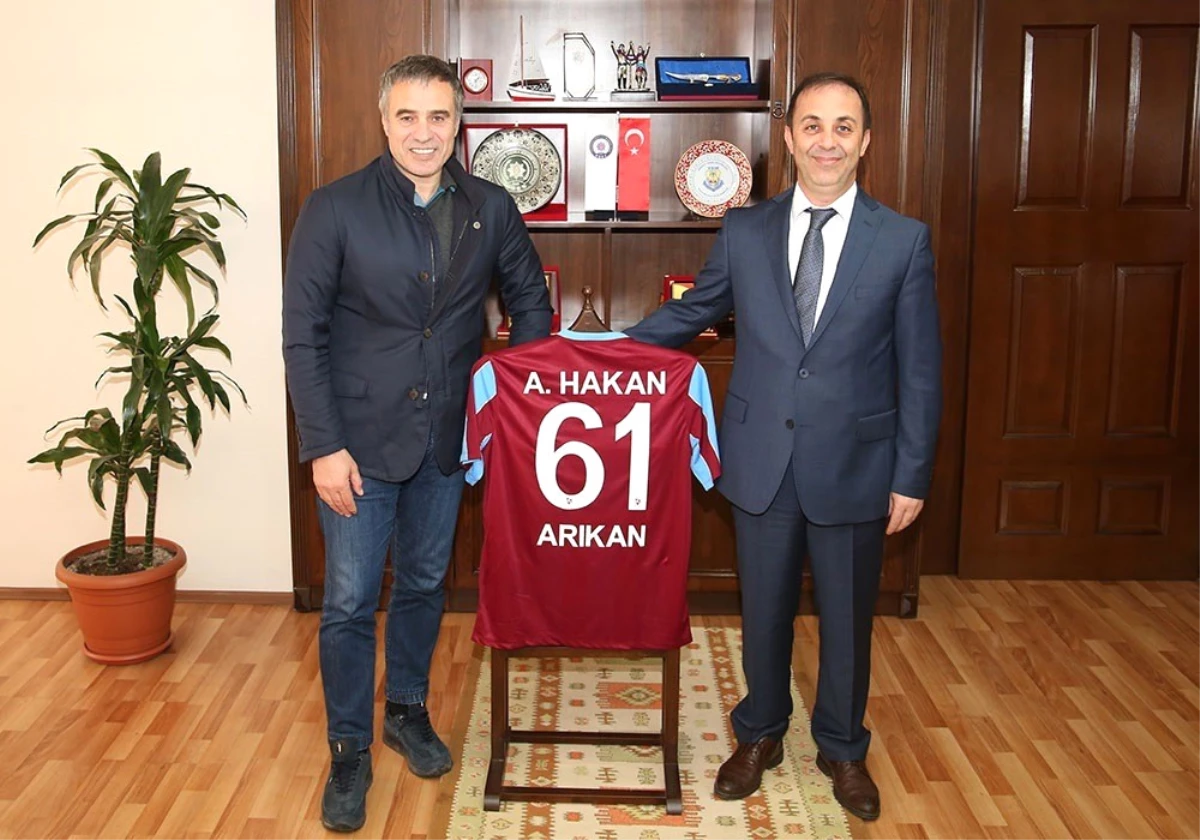 Yanal, Trabzon Emniyet Müdürü Arıkan\'ı Ziyaret Etti