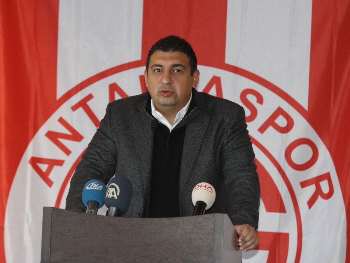 Ali Şafak Öztürk: "Antalyaspor\'u Şampiyon Yapmak İstiyoruz"