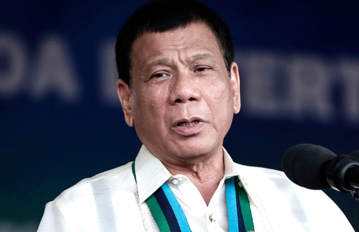 Amerikan Dizisinde Filipinler Devlet Başkanı Yumruklandı