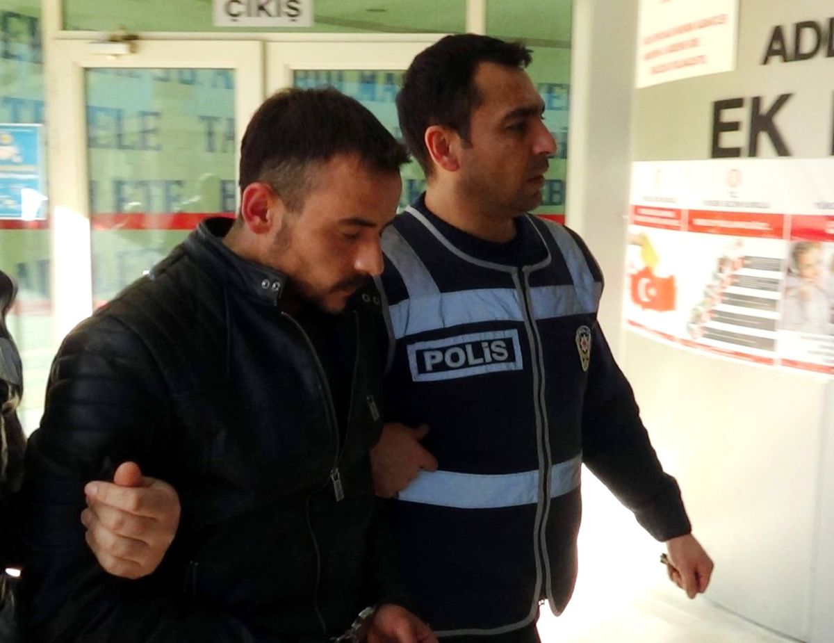 Arkadaşını Bıçaklayarak Öldüren Zanlı Tutuklandı