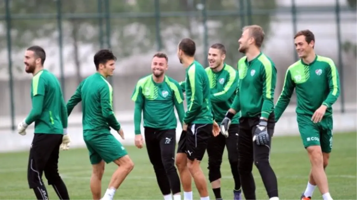 Bursaspor\'da Osmanlıspor Maçı Hazırlıkları