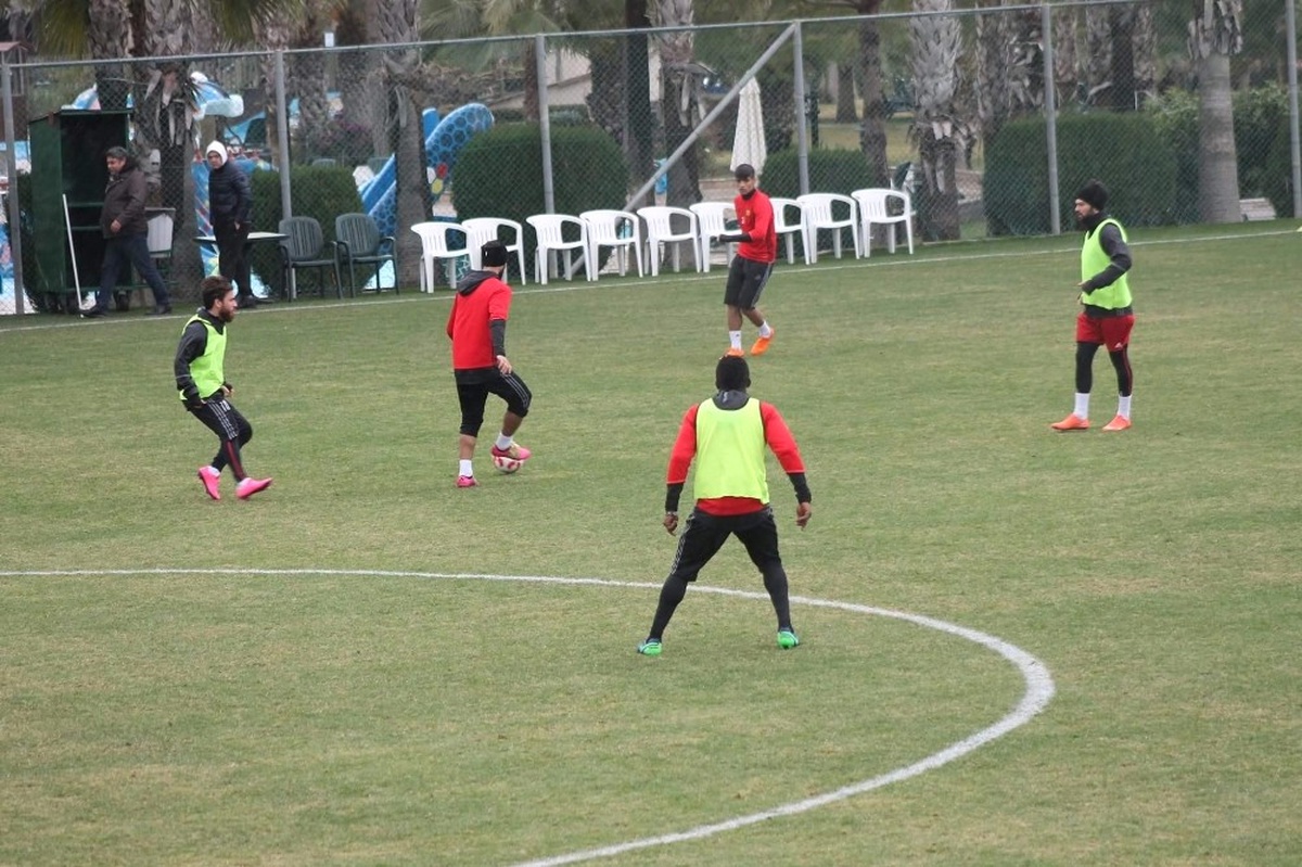 Evkur Yeni Malatyaspor, Şanlıurfa Maçına Antalya\'da Hazırlanıyor