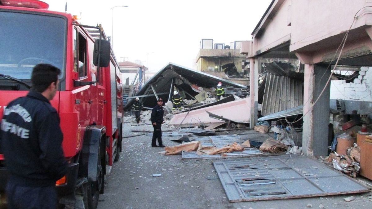 Gaziantep\' Te Sanayi Sitesinde Patlama 2