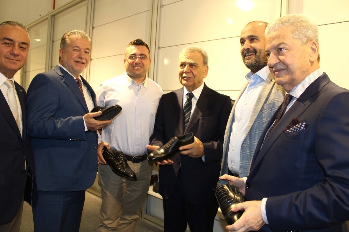 İzmir Ayakkabı ve Çanta Fuarı 41. Kez Açıldı
