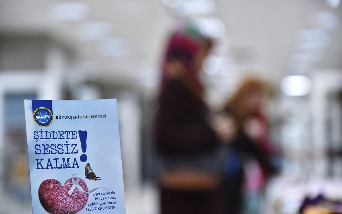 Kızılay Metro Sanat Galerisi\'nde "Kadın Emeği Pazarı"