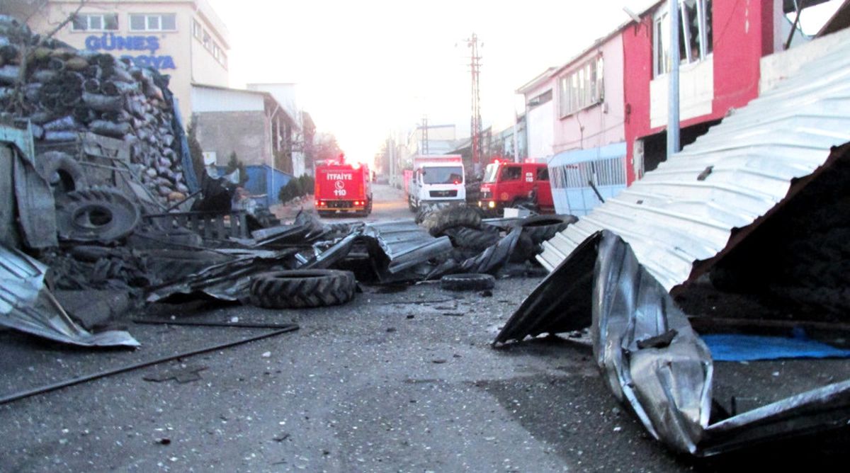 Lastik Atölyesinde Patlamada 1 Kişi Hafif Yaralandı