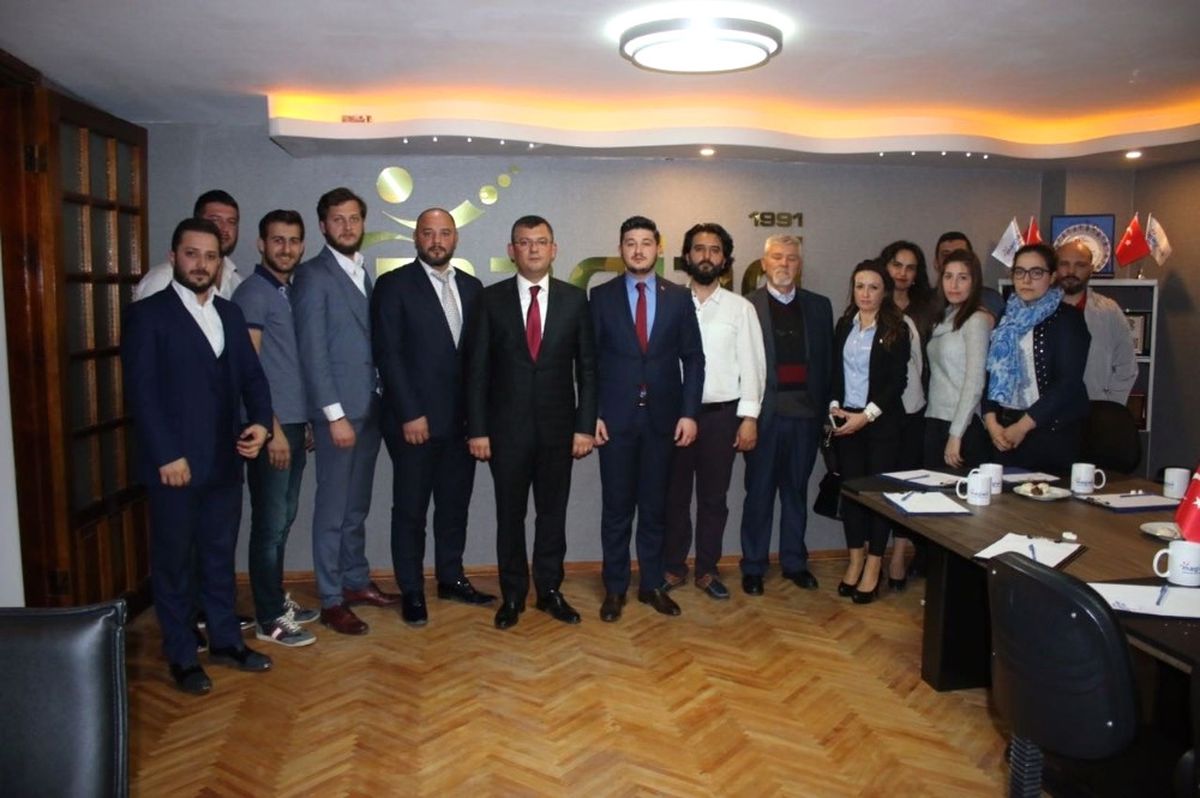 Magiad CHP\'li Özgür Özel\'i Ağırladı