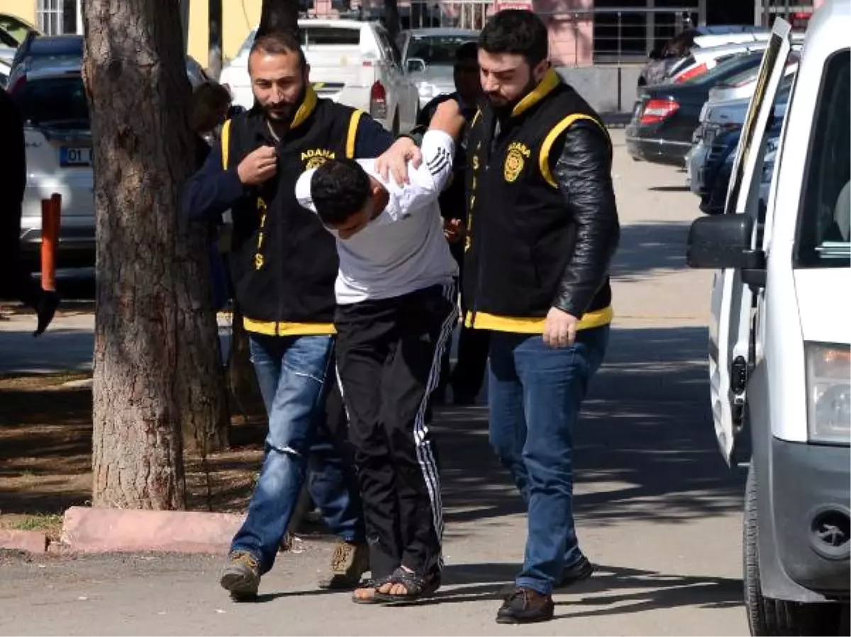 Polise Teslim Olan Hırsız Yaptığı Soygunları Anlattı