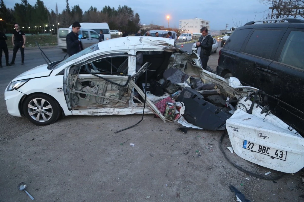 Silopi\'de Trafik Kazası: 2 Ölü, 4 Yaralı