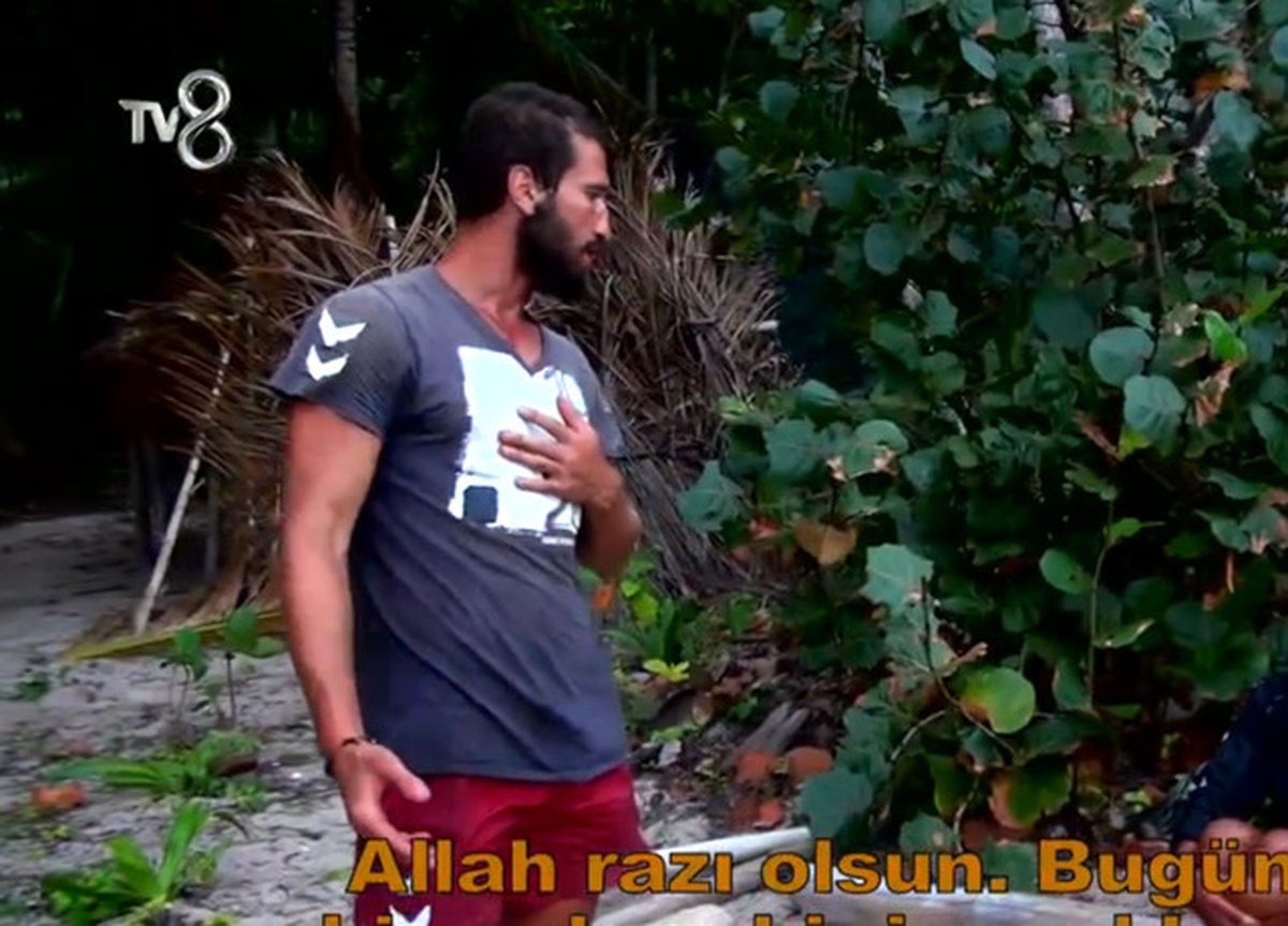 Survivor\'da Adem, Kendisine Uzatılan Barış Çubuğunu Geri Çevirmedi
