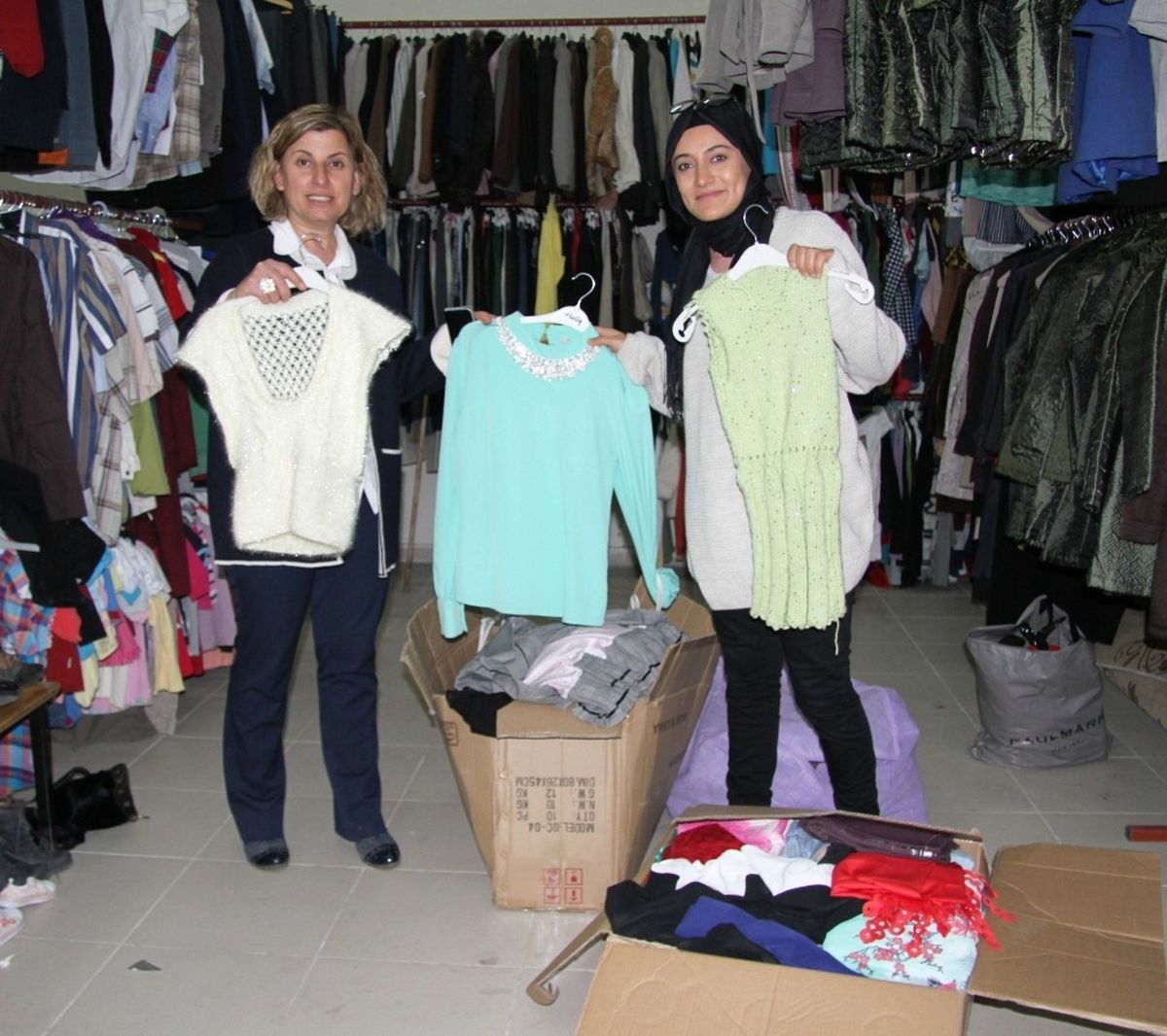 Uyarader\'den \'İyiliği Dolaptan Çıkar\' Projesine Destek