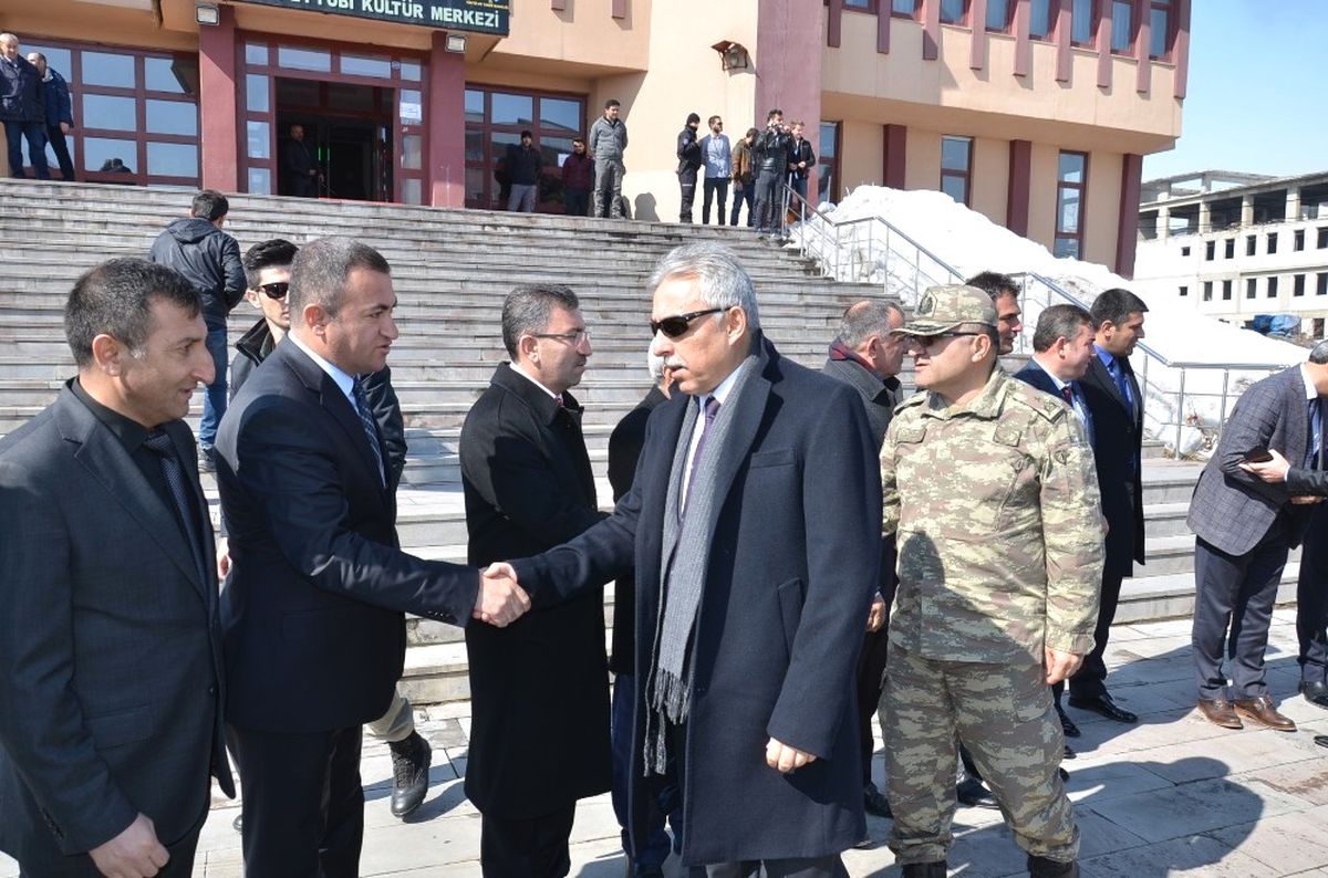 Vali Toprak Muhtarları Bir Araya Geldi