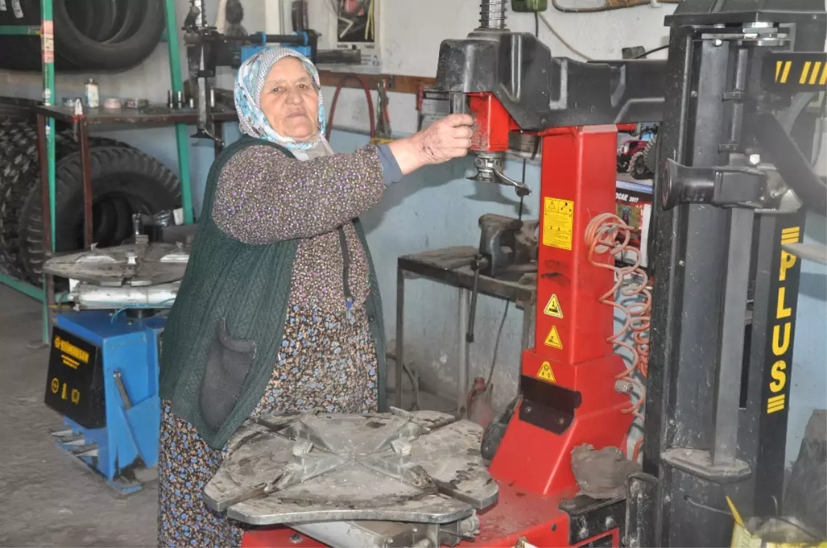 35 Yıllık Lastik Tamircisi Vesile Nineden Kadınlara Öğütler