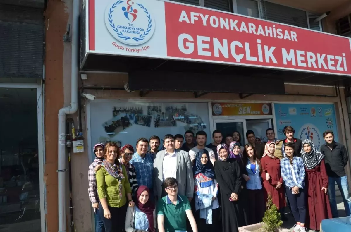 Afyonkarahisar Gençlik Merkezi Başarılara İmza Atmaya Devam Ediyor