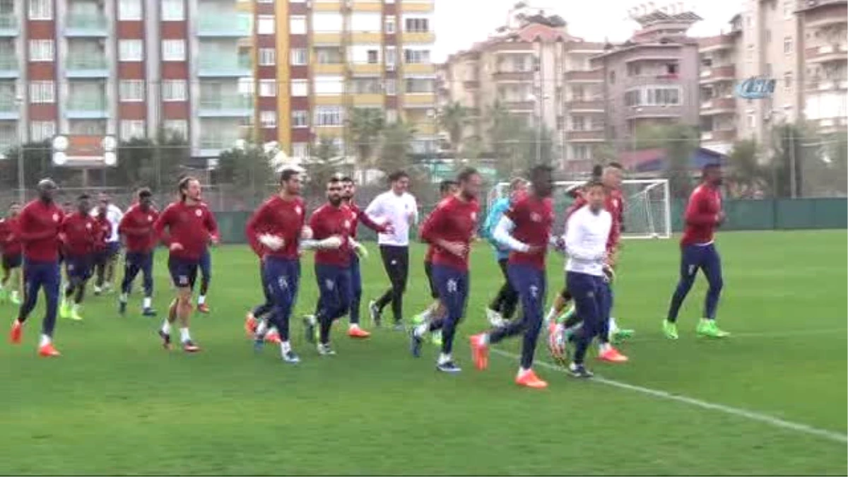 Aytemiz Alanyaspor\'da Fenerbahçe Mesaisi Sürüyor