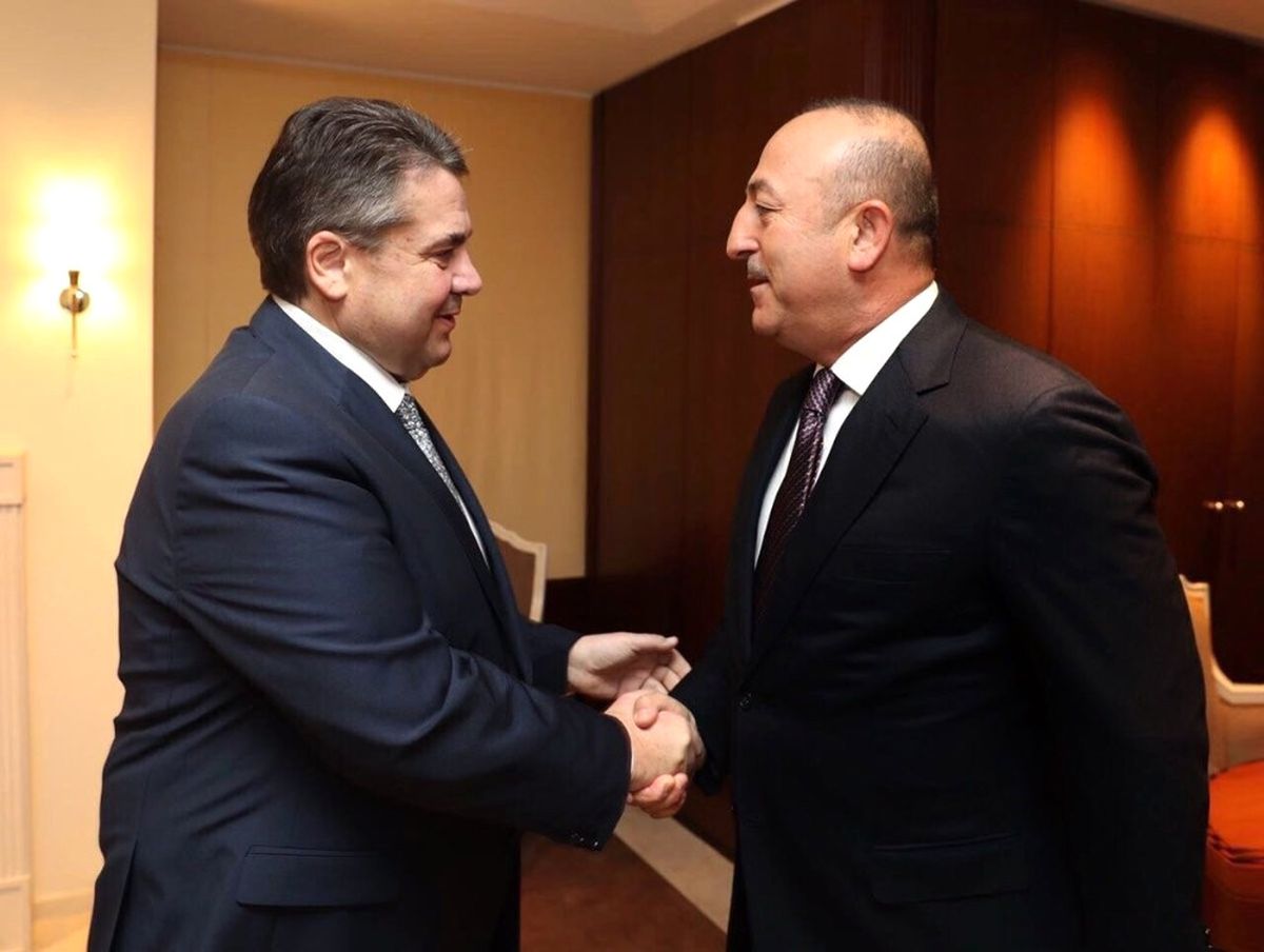 Bakan Çavuşoğlu, Alman Mevkidaşı Gabriel\'le Görüştü