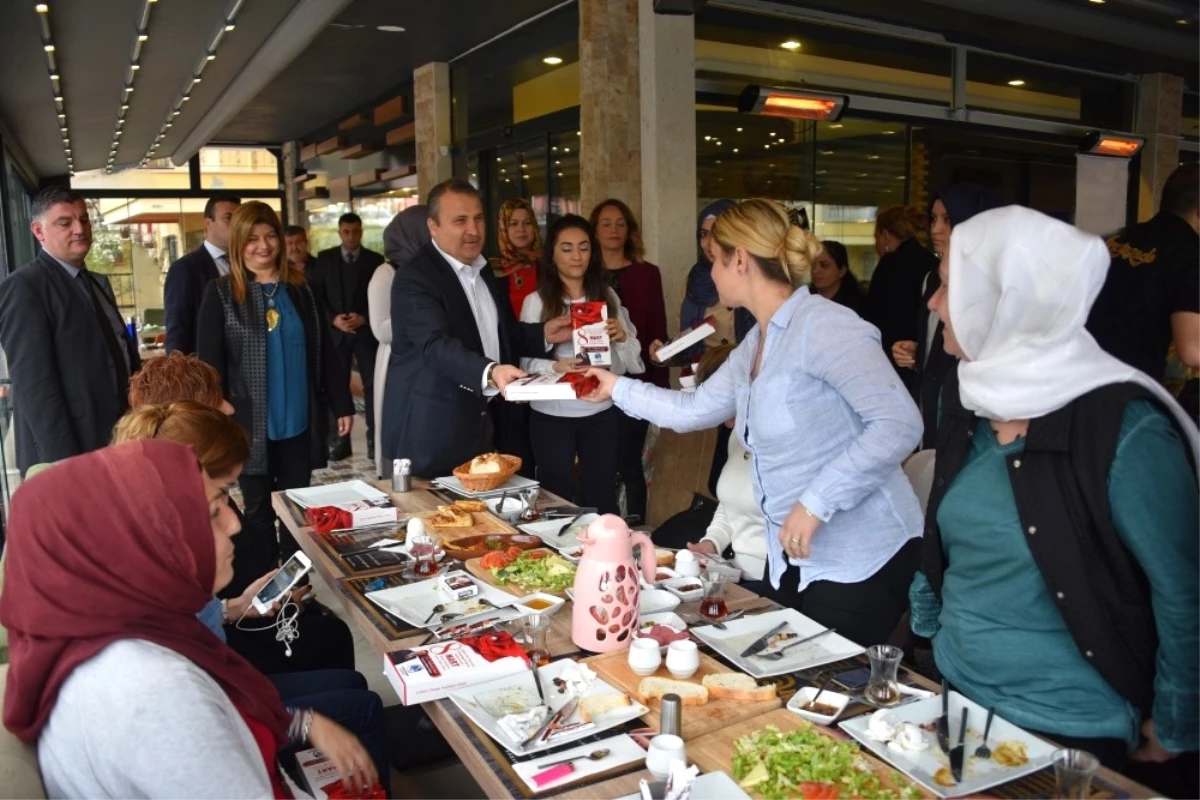 Başkan Çerçi Partili Kadınlara Seslendi