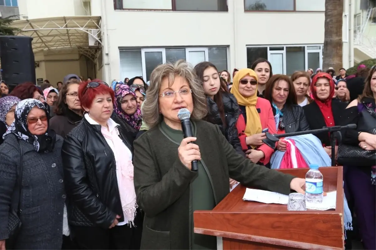 Başkan Zolan 8 Mart Dolayısıyla Kadınlarla Bir Araya Geldi