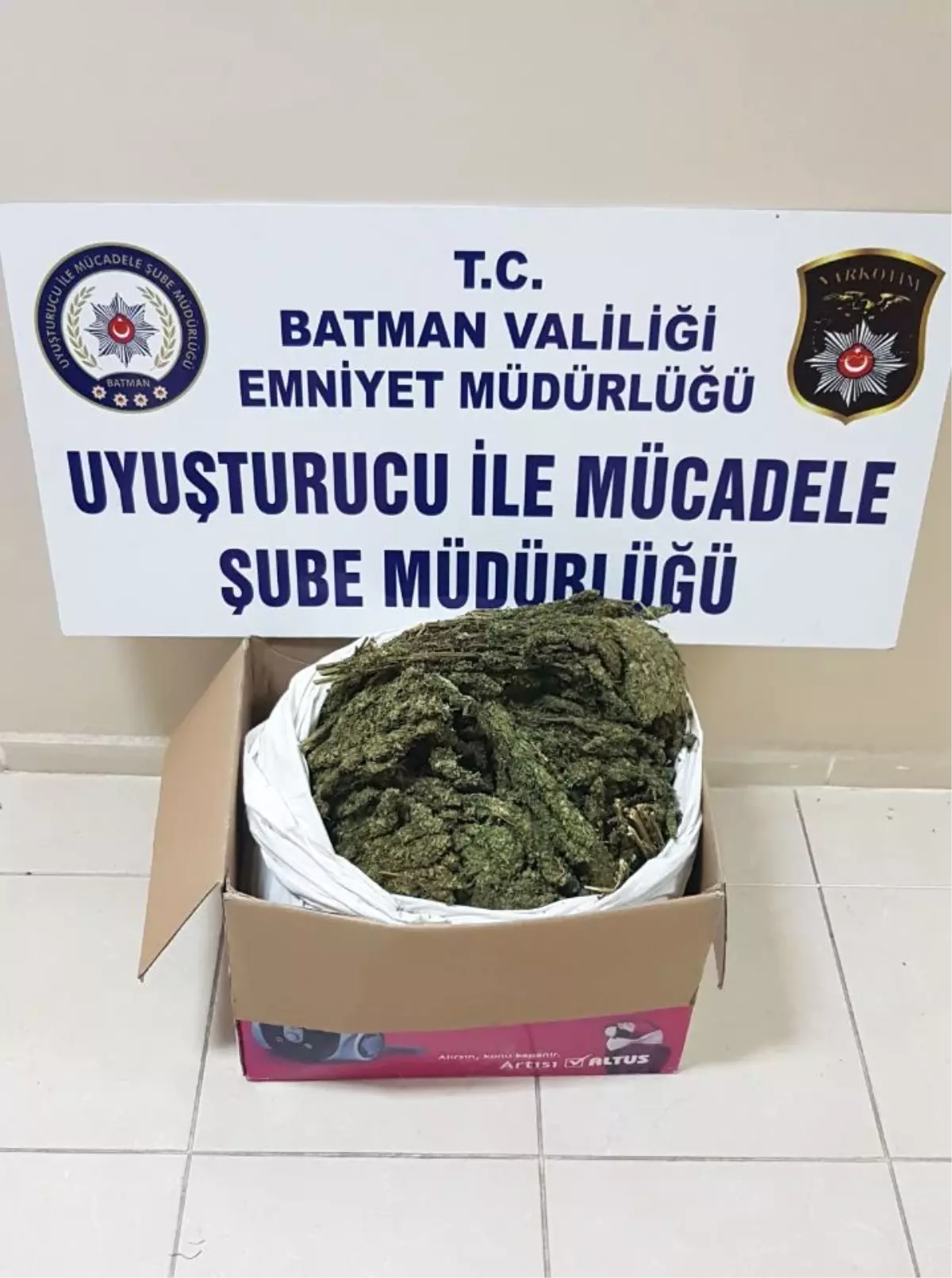 Batman\'da Kurye Olarak Kullanılan Çocuk Gözaltına Alındı