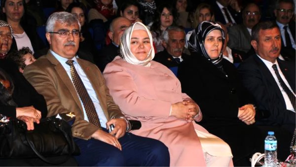 Cumhurbaşkanı Başdanışmanı Ayşen Gürcan: Kadın Olarak Hayata Bir Tık Eksiden Başlıyoruz (2)