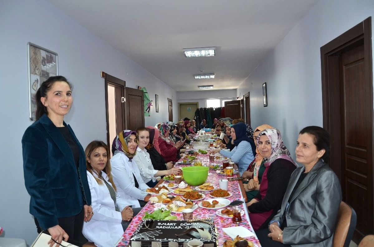 Darende\'de Kadınlar Günü Çeşitli Etkinliklerle Kutlandı