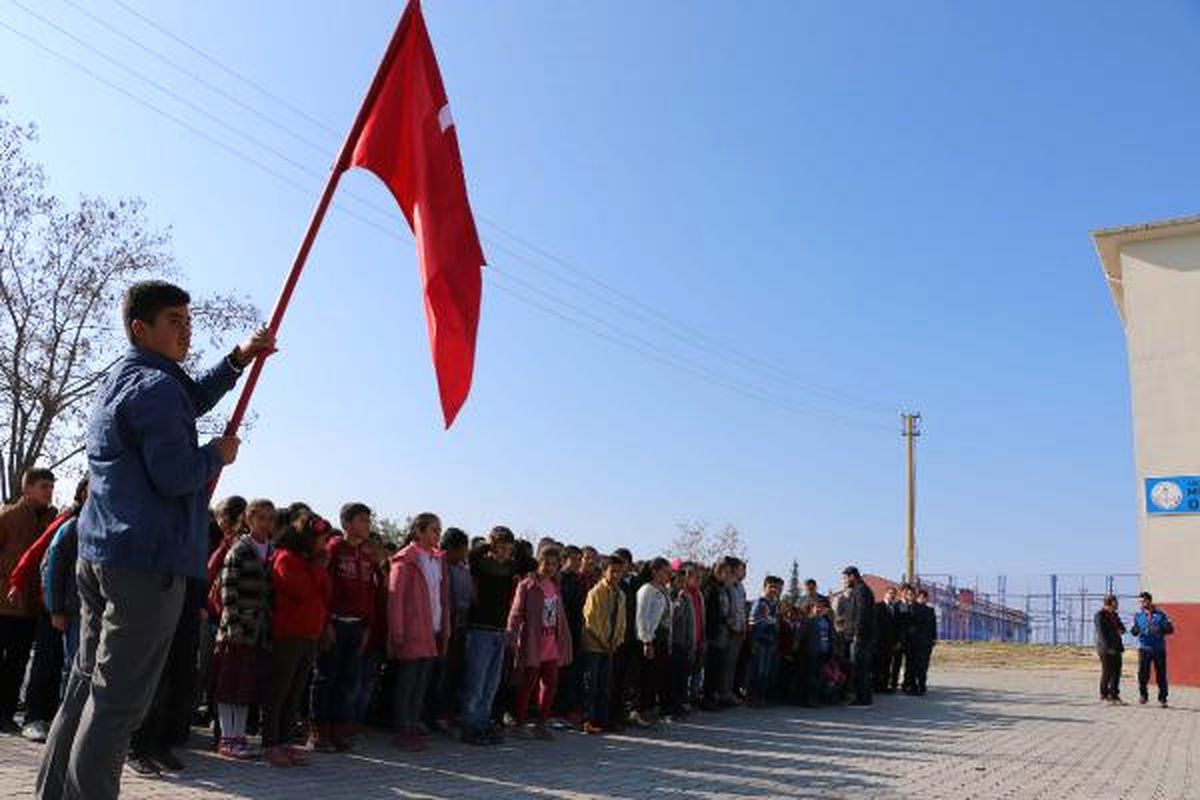 Depremzede Öğrencilerin İlk Dersi Deprem Tatbikatı Oldu