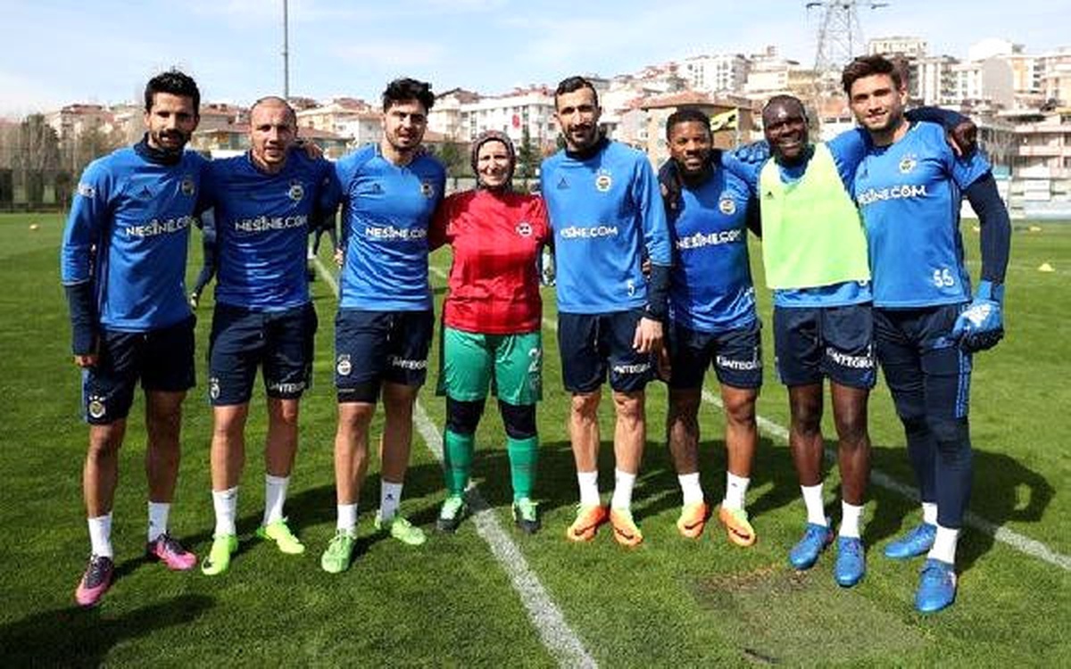 Diyarbakırlı Azize Ay, Fenerbahçe Hayalini Gerçekleştirdi