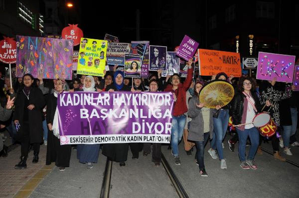 Eskişehir\'de Kadınlar Yürüdü