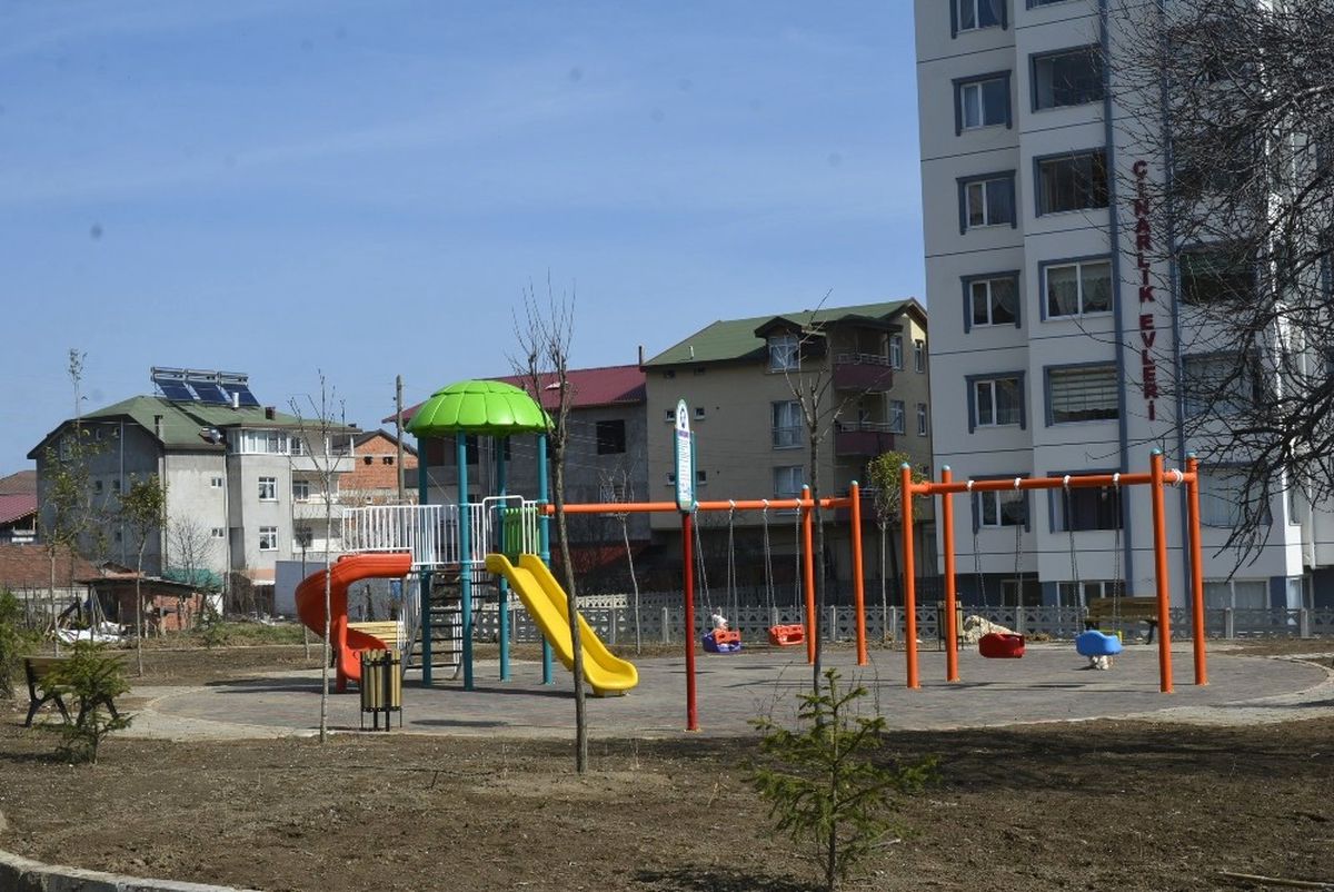 Fatsa\'ya Yeni Çocuk Oyun Parkları