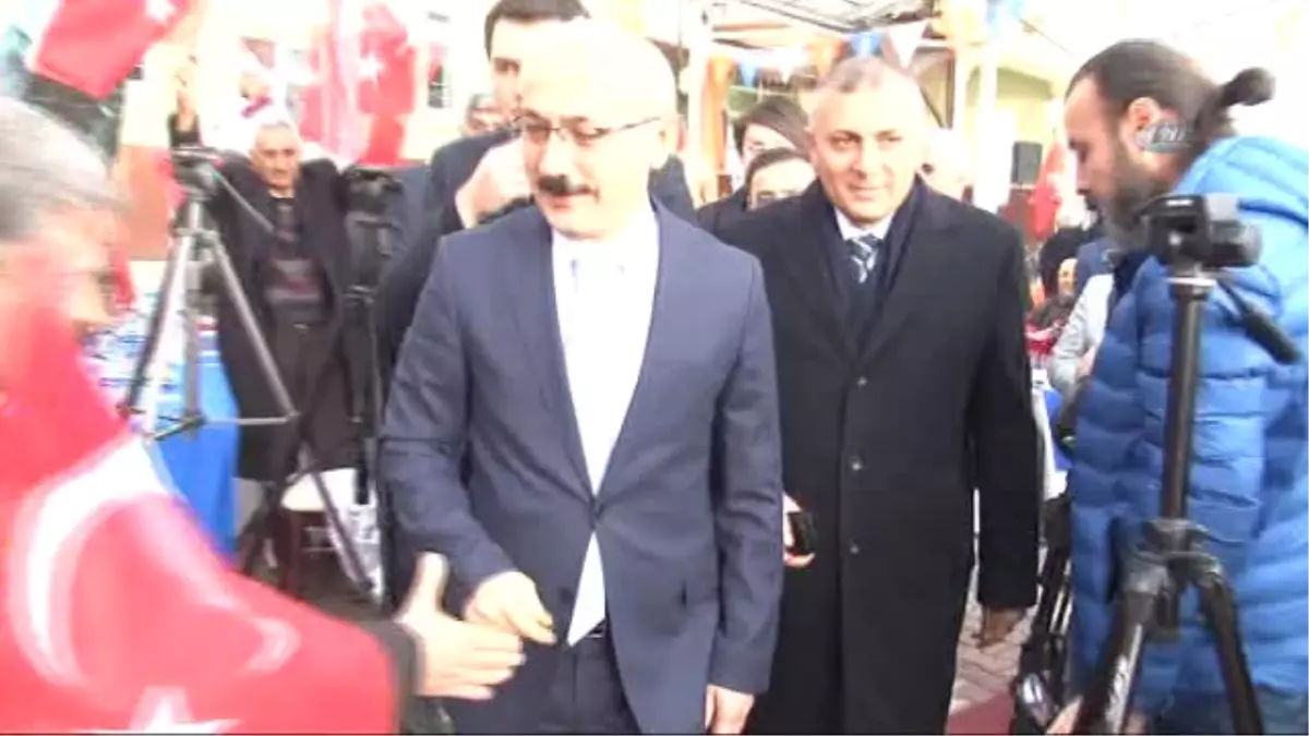 Kalkınma Bakan Lütfi Elvan: "Kılıçdaroğlu, Anayasa Değişikliği ile Başbakanlığı Kaldıracağımızı...