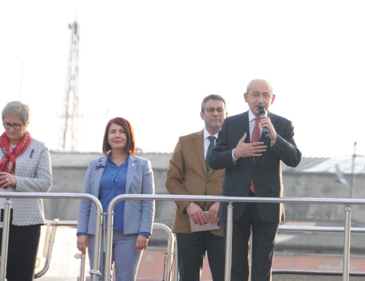 Kemal Kılıçdaroğlu, El Bab Şehidinin Ailesini Ziyaret Etti (4)