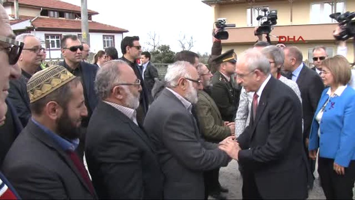 Kemal Kılıçdaroğlu, El Bab Şehidinin Ailesini Ziyaret Etti (5)