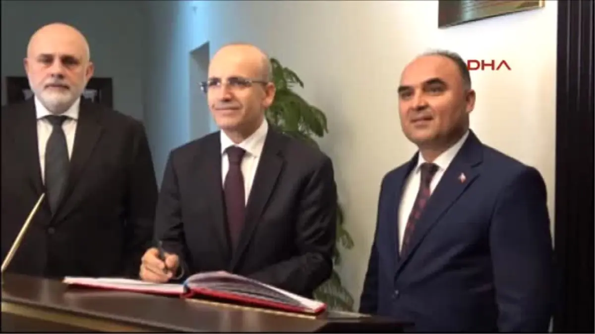 Mehmet Şimşek: Almanya\'ya Yakışan Bir Tavır Değil