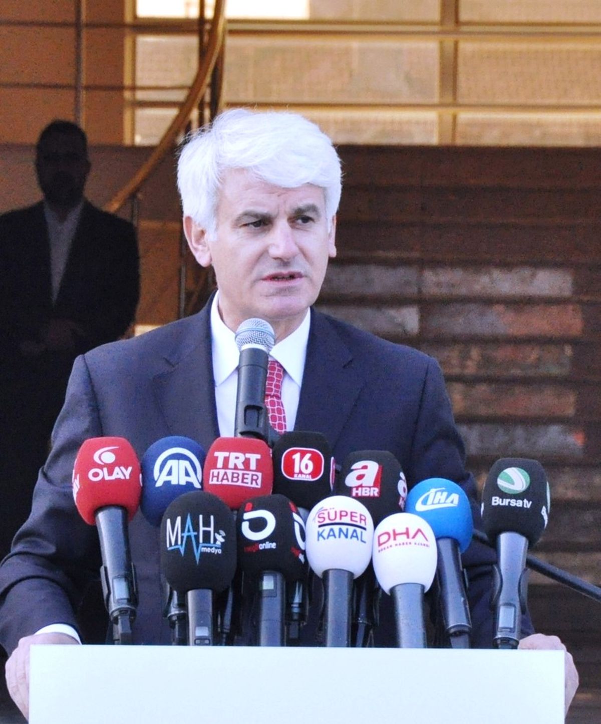 Şahin: "Kadınlar Bizim Baş Tacımız"