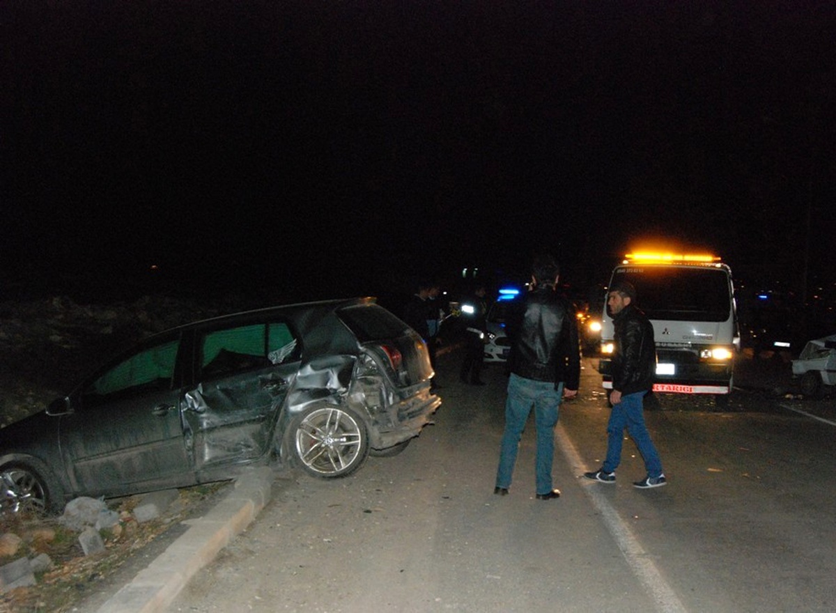 Şanlıurfa\'da Zincirleme Trafik Kazası: 6 Yaralı