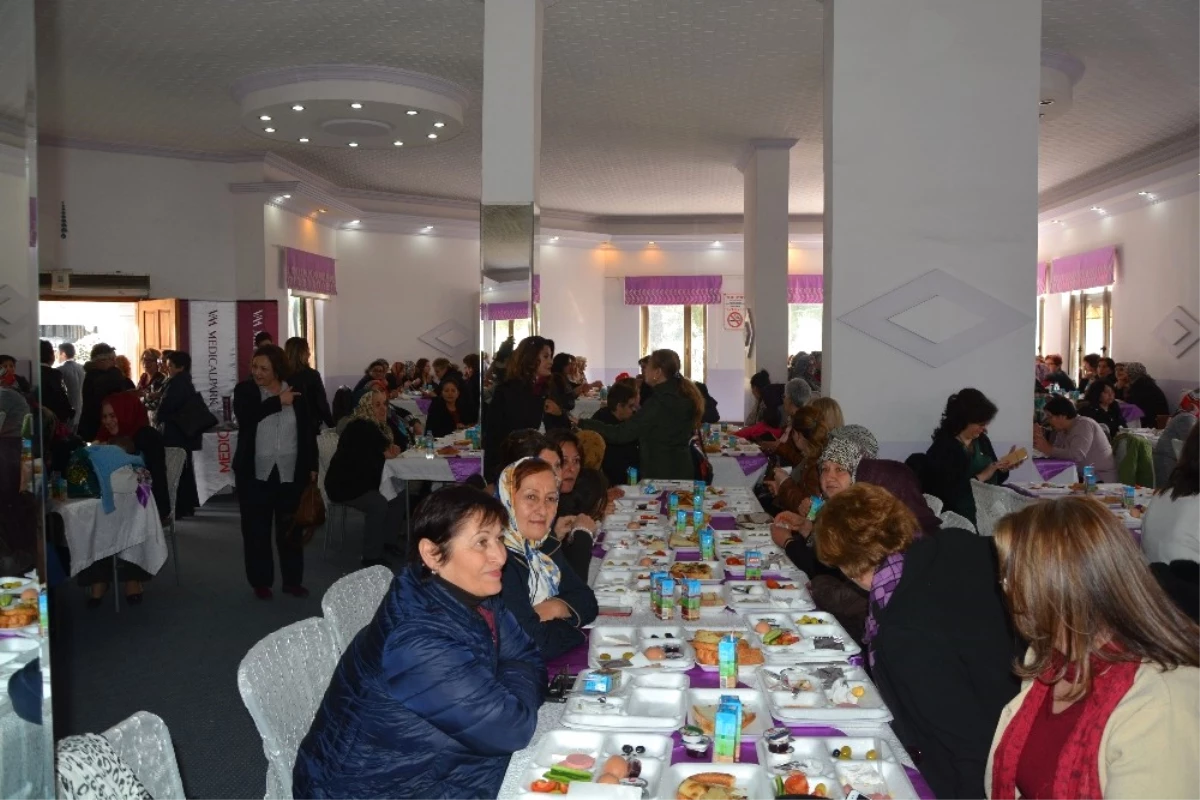 Sinop\'ta Dünya Kadınlar Günü Etkinliği