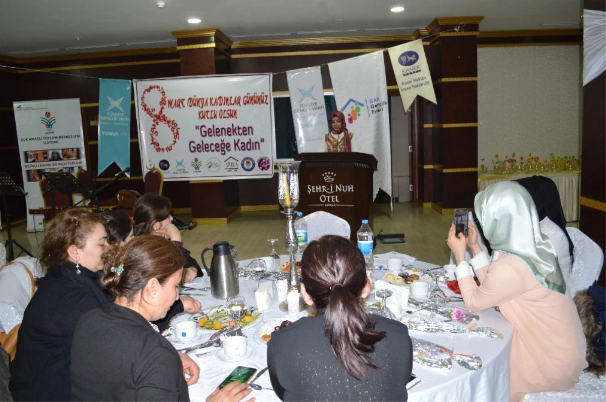 Şırnak\'ta 8 Mart Dünya Kadınlar Günü Programı Düzenlendi