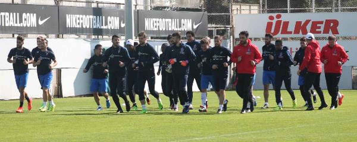 Trabzonspor\'da Durica Sakatlığının Ardından İlk Antrenmana Çıktı