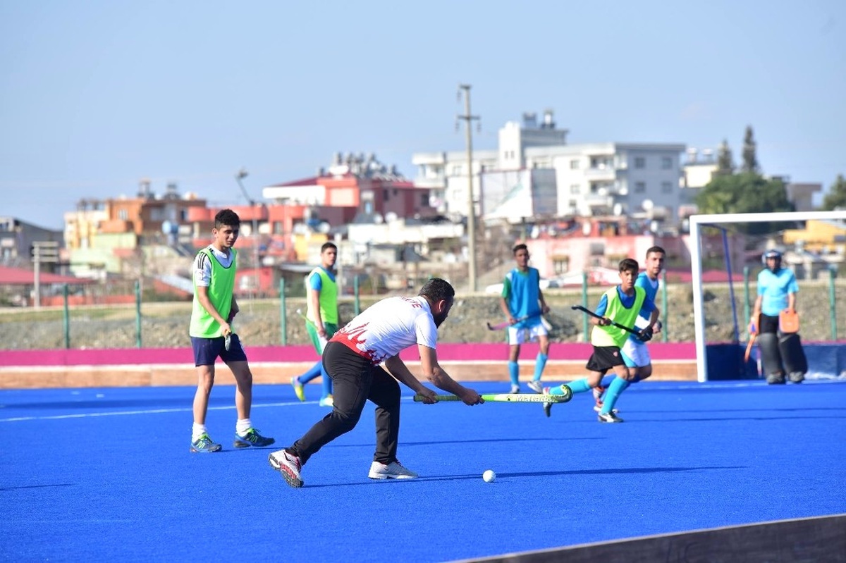 U16 Hokey Milli Takımı Osmaniye\'de Kampa Girdi