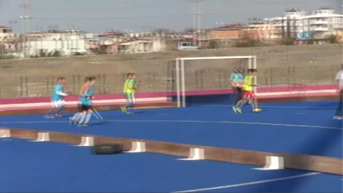 U16 Hokey Milli Takımı Osmaniye\'de Kampa Girdi