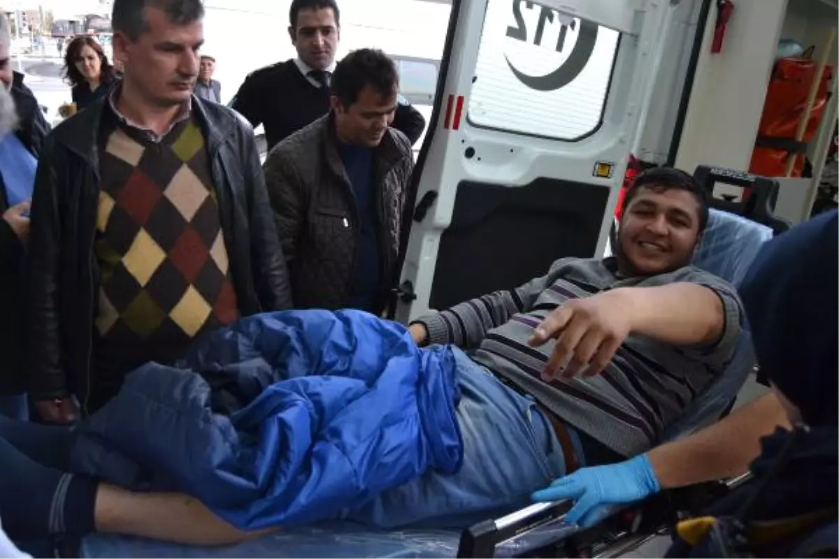 Yaralı Genç, Ambulansta Kendisini Vuranın Adını Söyledi